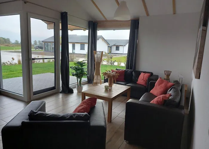 G13 Mit Garten Und Fahrradschuppen By Interhome 別荘 Großwürden